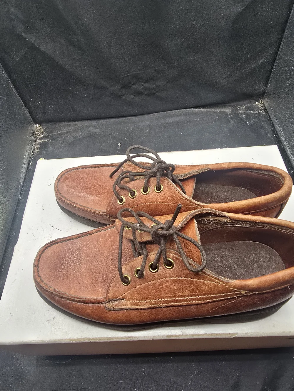 Men's Brown Leather Lace-Up Boat Moccasins